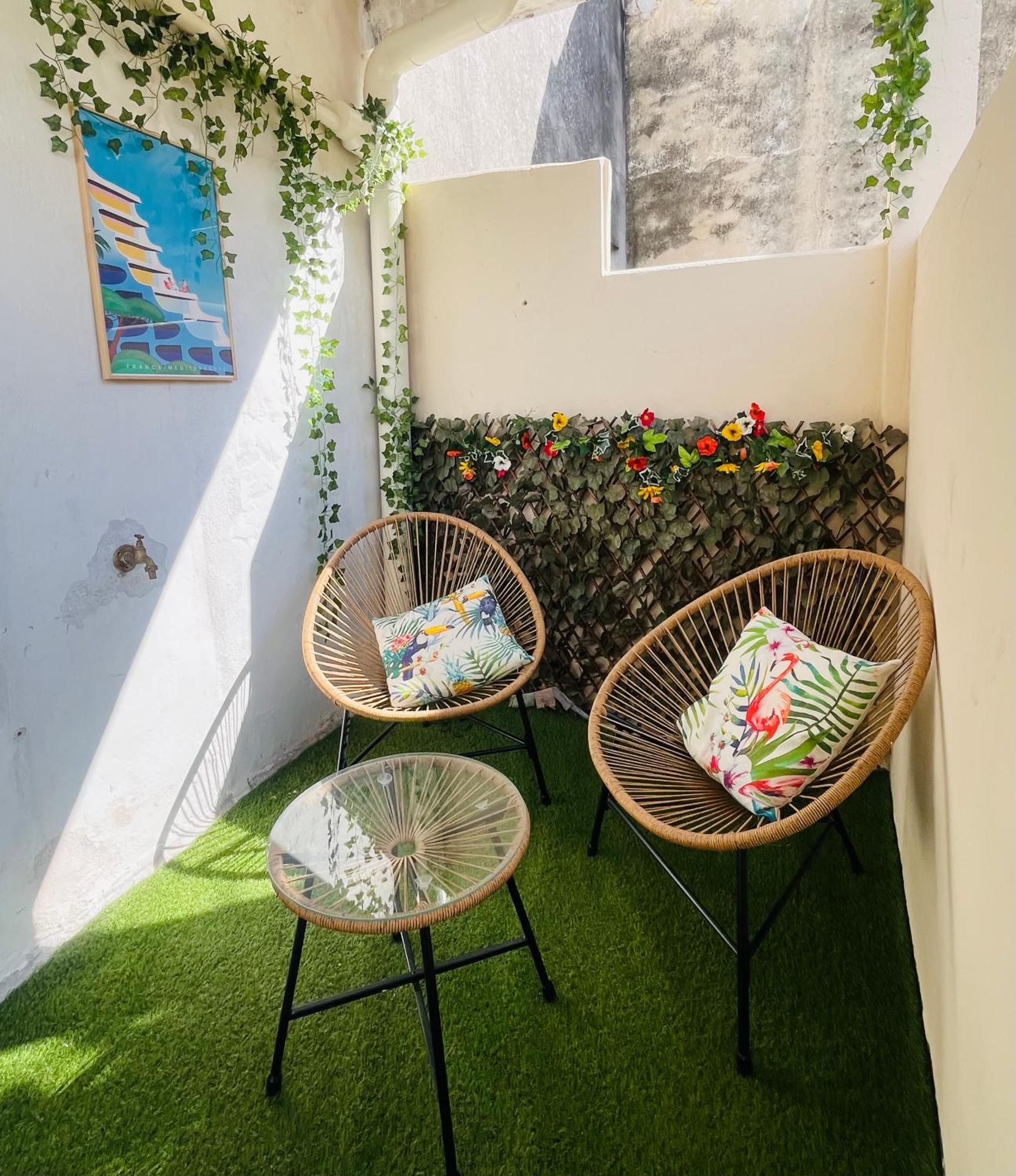 דירות לה רושל Escapade Vintage Avec Terrasse En Centre Historique מראה חיצוני תמונה